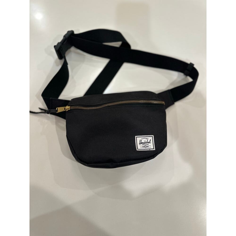 Herschel Supply Co Fifteen Hip Pack in Black - Picture 2 of 5
